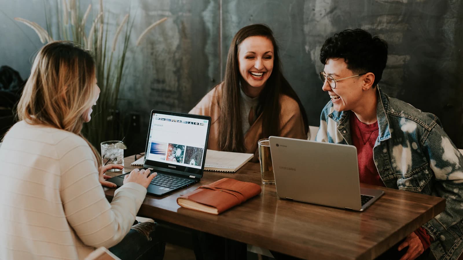 Diverse team members sharing knowledge through an AI-powered collaboration platform
